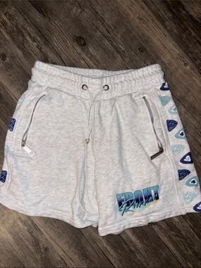 Front runner Mens Light Gray Drawstring Shorts with Blue Accent small